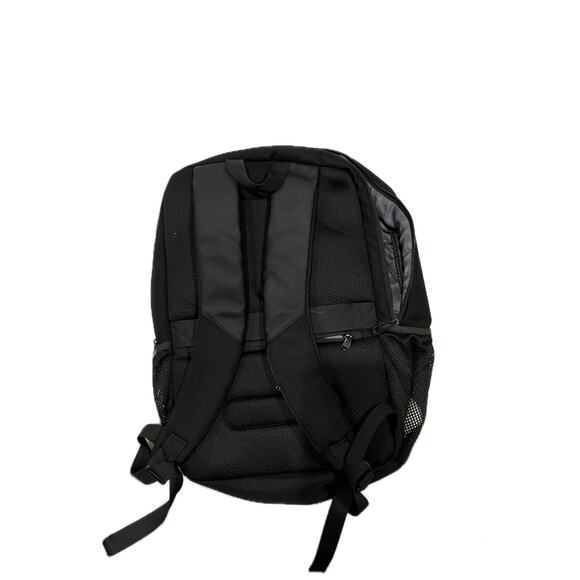 Generic Padded Clamshell Travel Backpack 18x16 - Picture 2 of 5